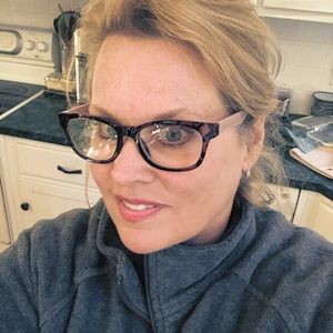 Meet your Posher, Kara